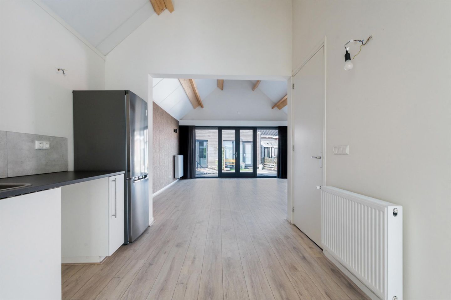 Photo 10 of Weeshuisstraat 29-B