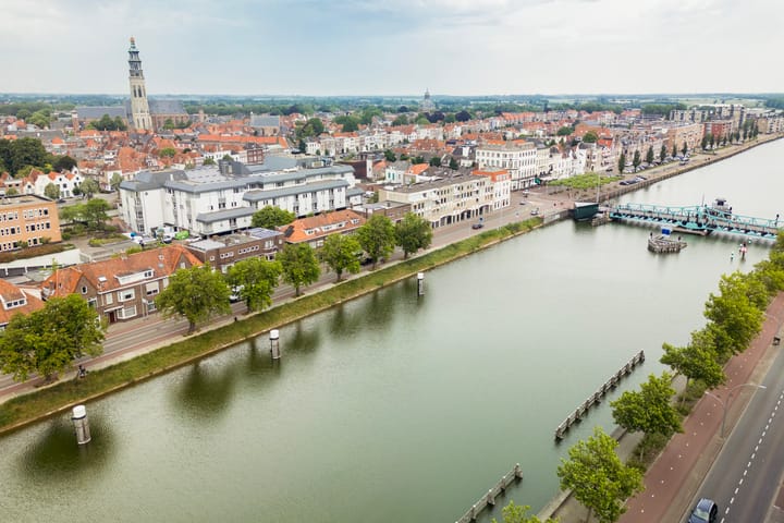 Photo 2 of Blauwedijk 19