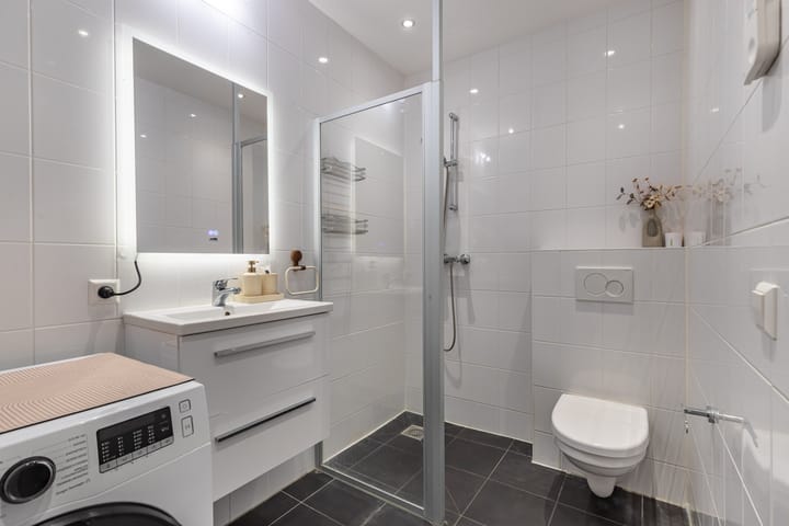Photo 4 of Adriaen Blockstraat 16