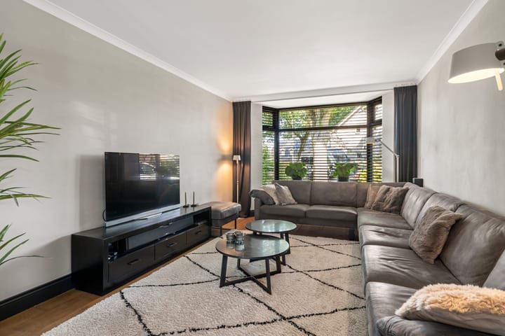 Hoekwoning te koop: Julianalaan 4, Bennekom