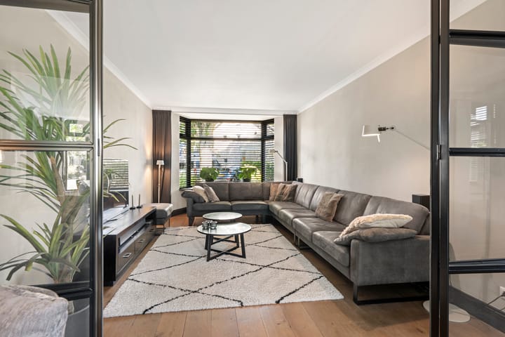 Hoekwoning te koop: Julianalaan 4, Bennekom