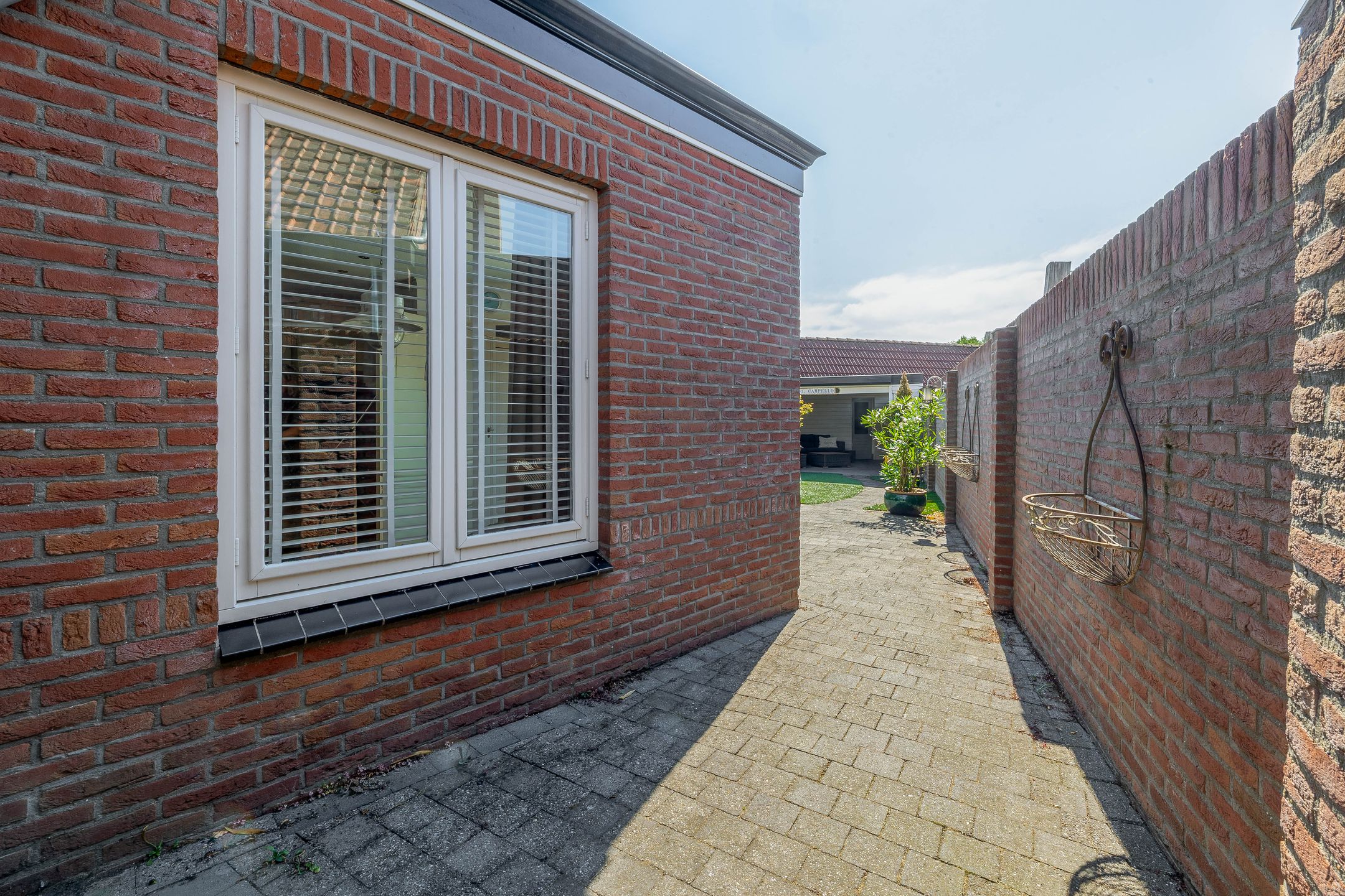 Photo 27 of Heistraat 193