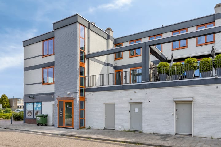 Photo 4 of van Meelstraat 6