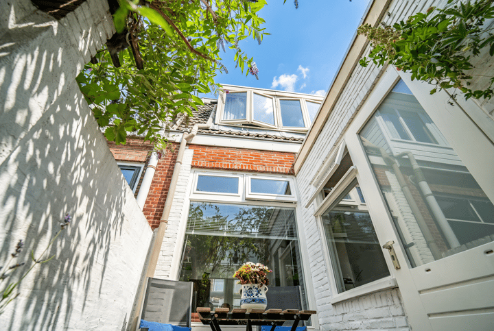 Photo 4 of Prins Hendrikstraat 9