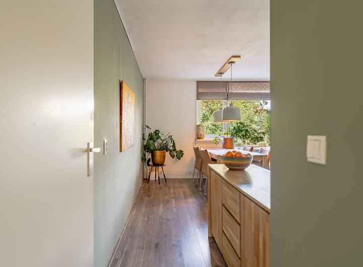 Appartement te koop: Eek 48, Huizen