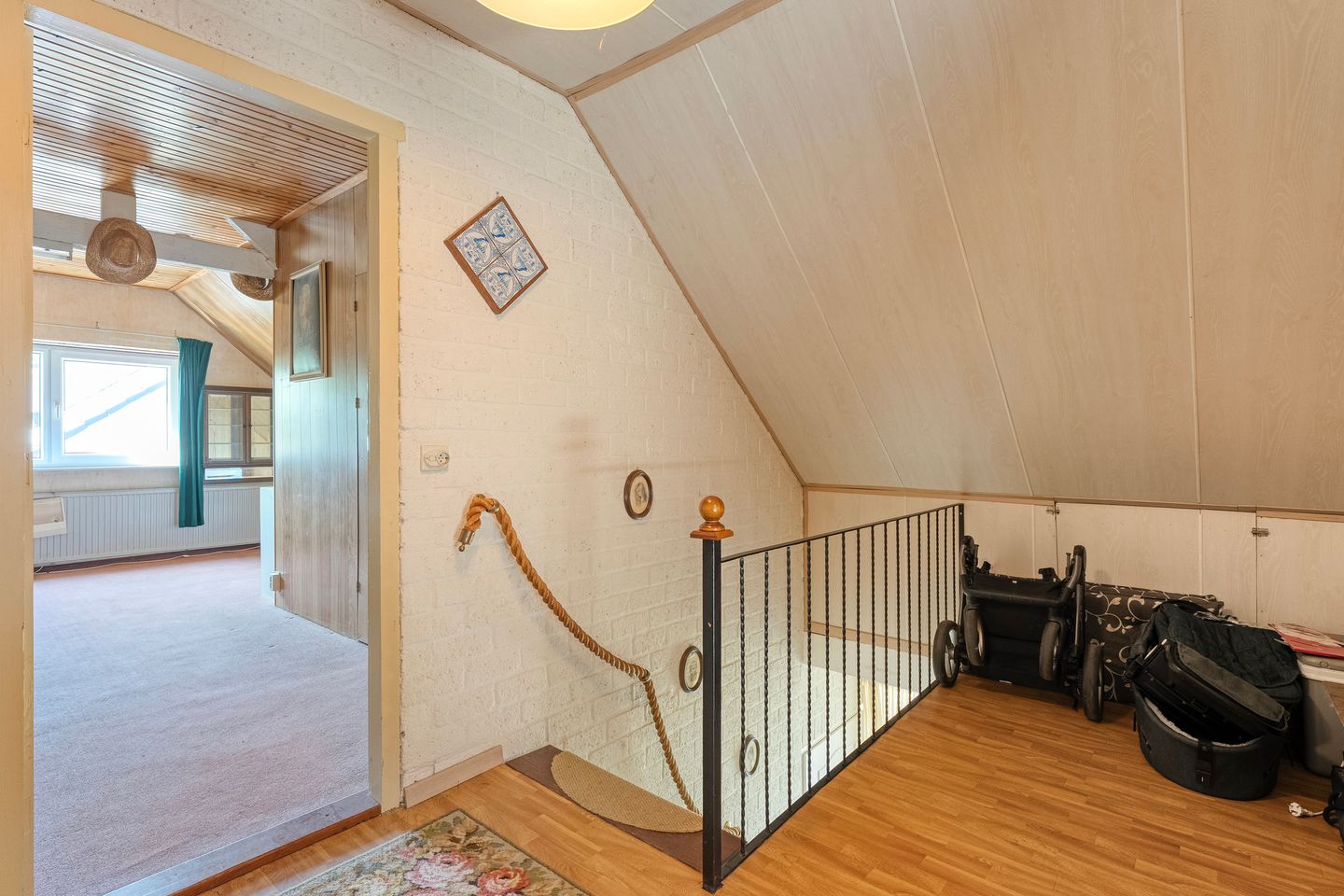 Photo 34 of Spinhuisstraat 1