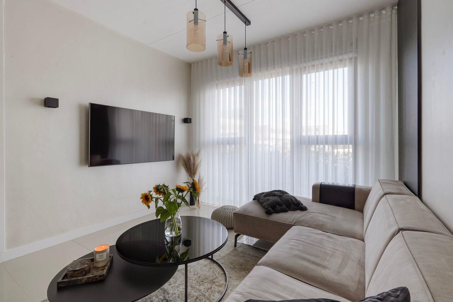 Photo 14 of Treubstraat 10-F027