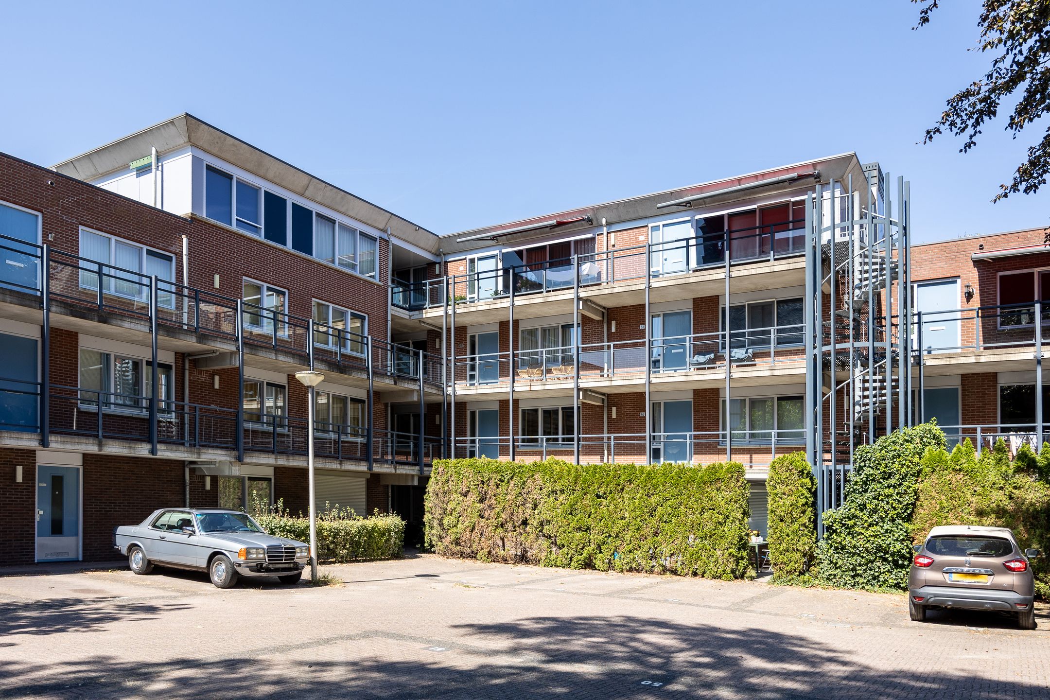 Photo 24 of Paulus Borstraat 63
