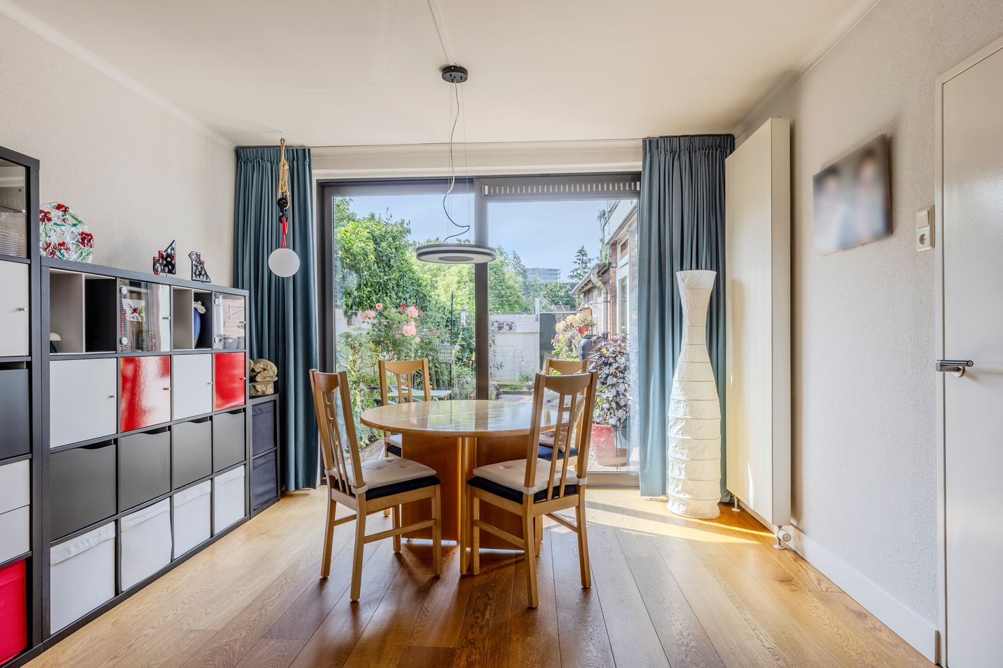 Photo 10 of Pieter Pauwstraat 8