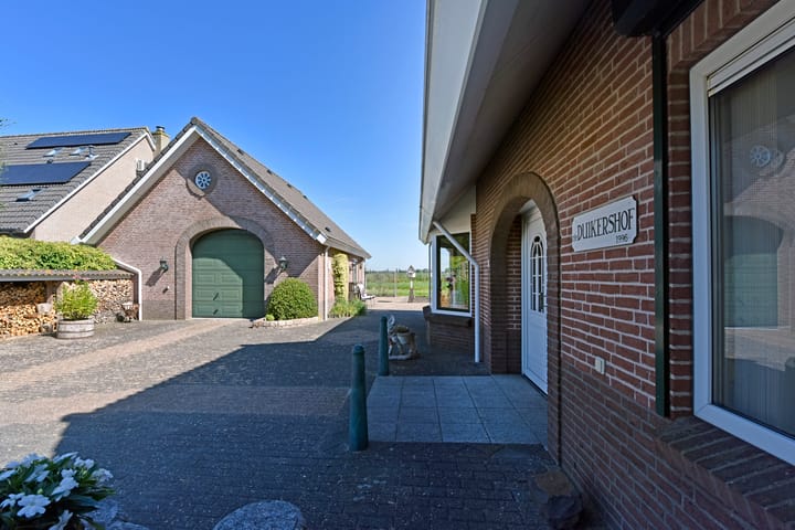 Vrijstaande woning te koop: Wielewaalstraat 18, Woerdense Verlaat