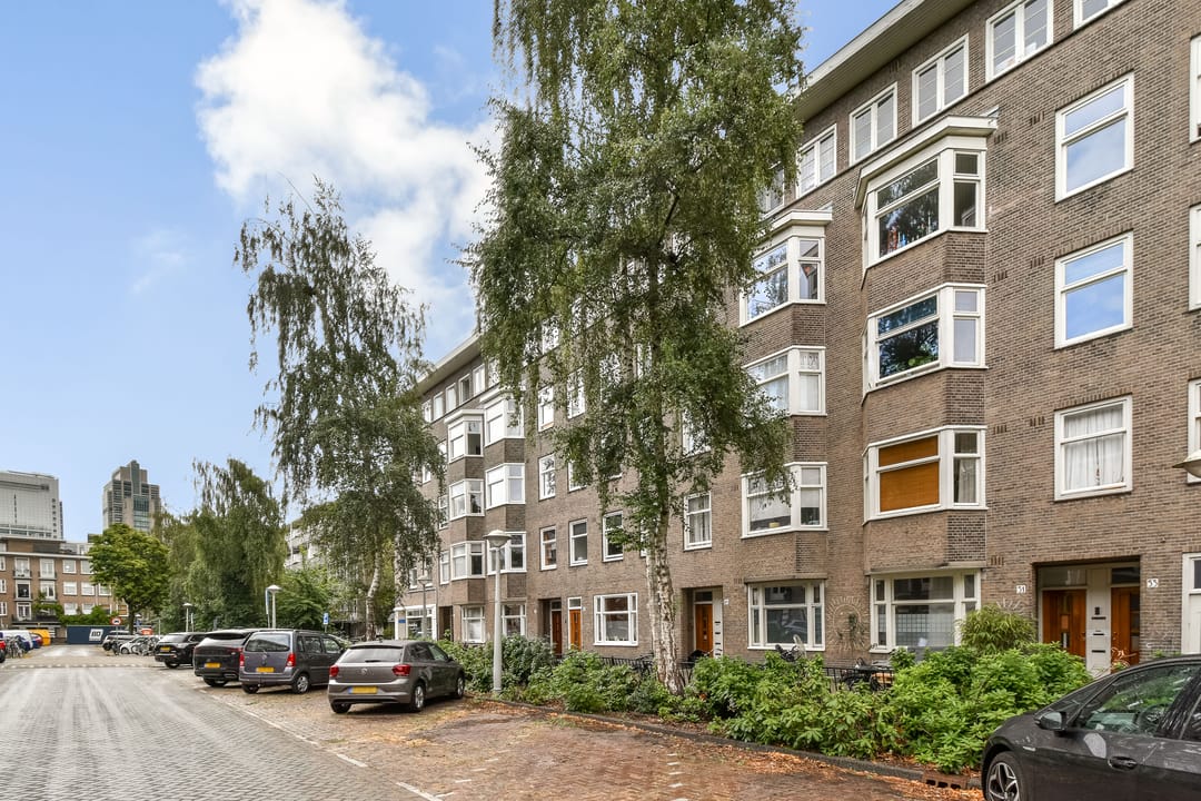 Photo 17 of Uiterwaardenstraat 47-2