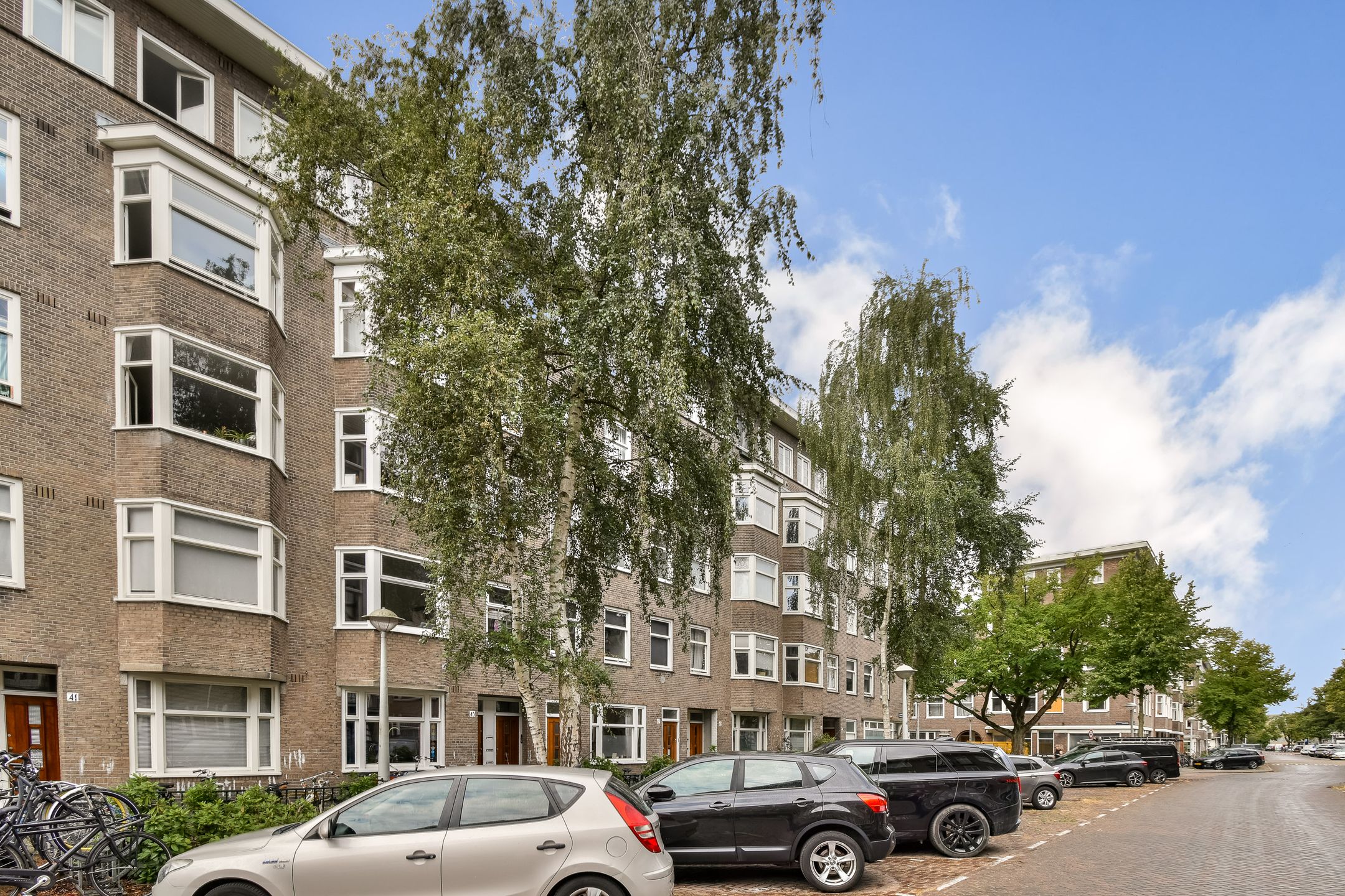 Photo 15 of Uiterwaardenstraat 47-2