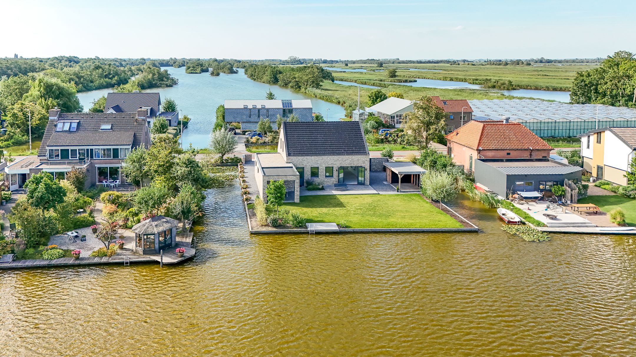Voorweg 99