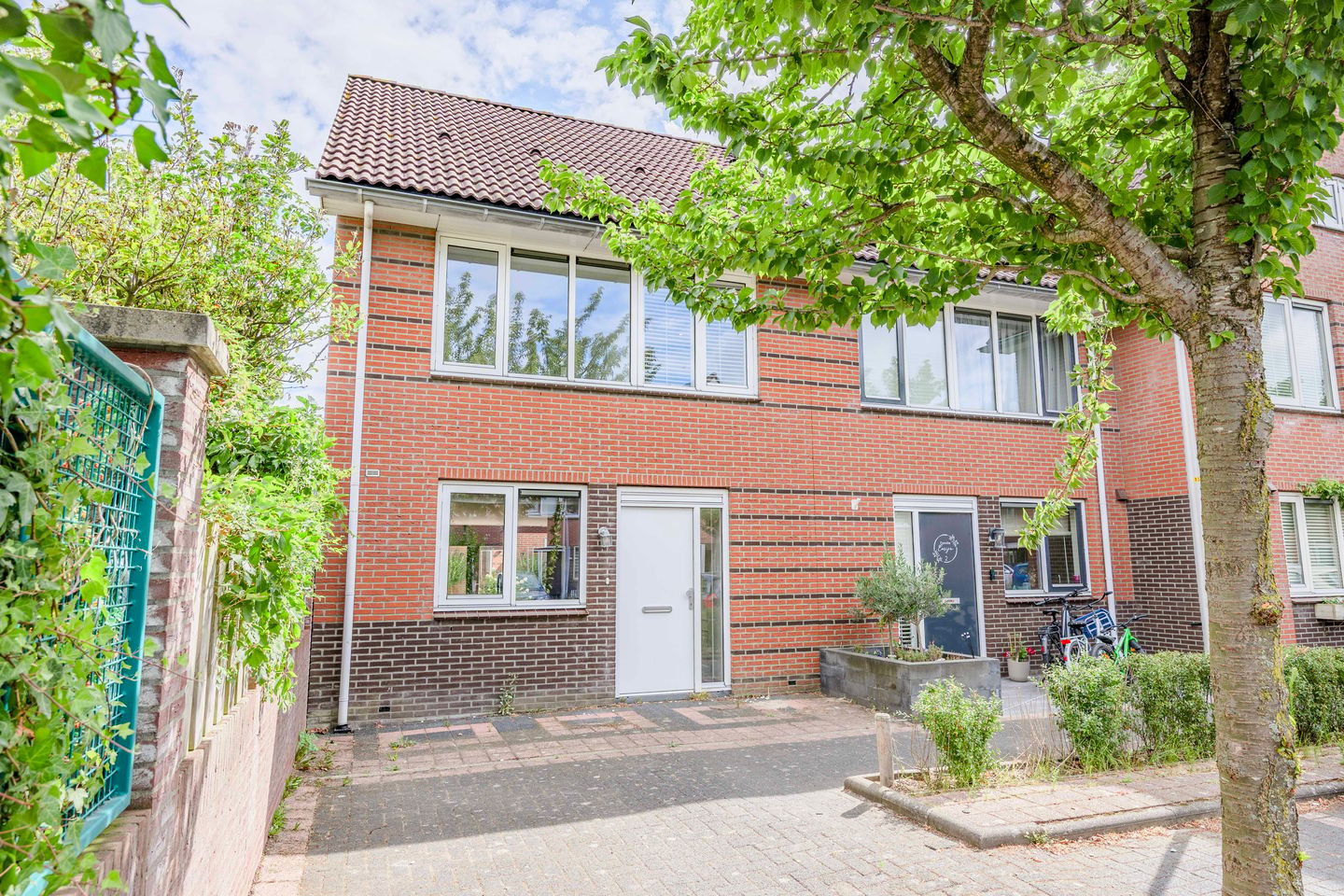 Foto 1 van van der Vliststraat 1