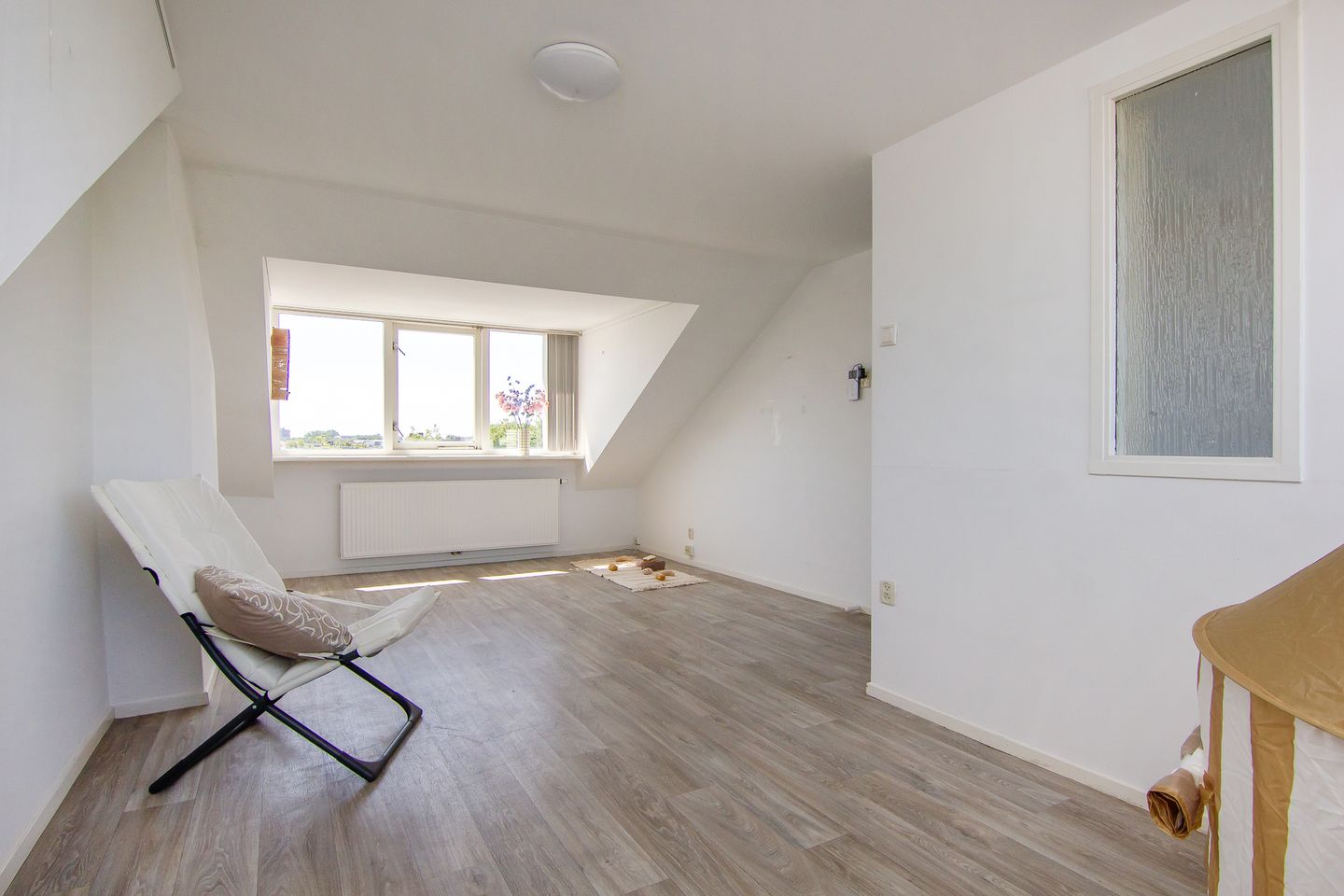 Foto 40 van Floresstraat 13-A