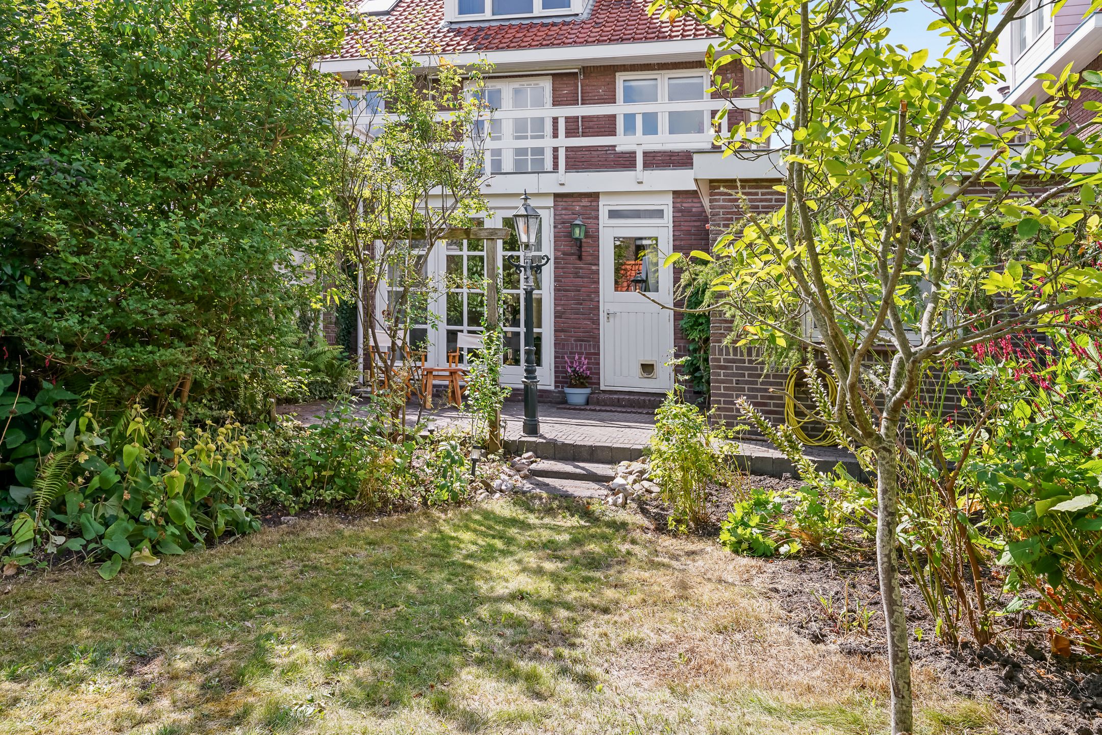 Photo 51 of Geelvinckstraat 57