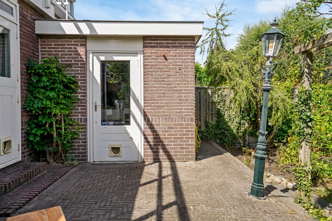 Photo 52 of Geelvinckstraat 57