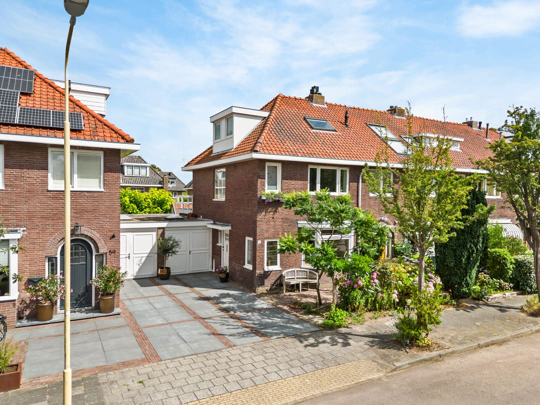 Photo 58 of Geelvinckstraat 57