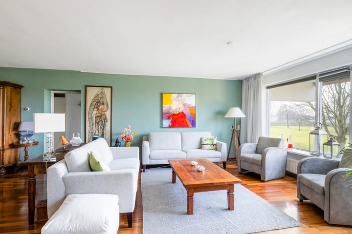 Appartement te koop: Dr. Albert Schweitzerdreef 331, Maassluis