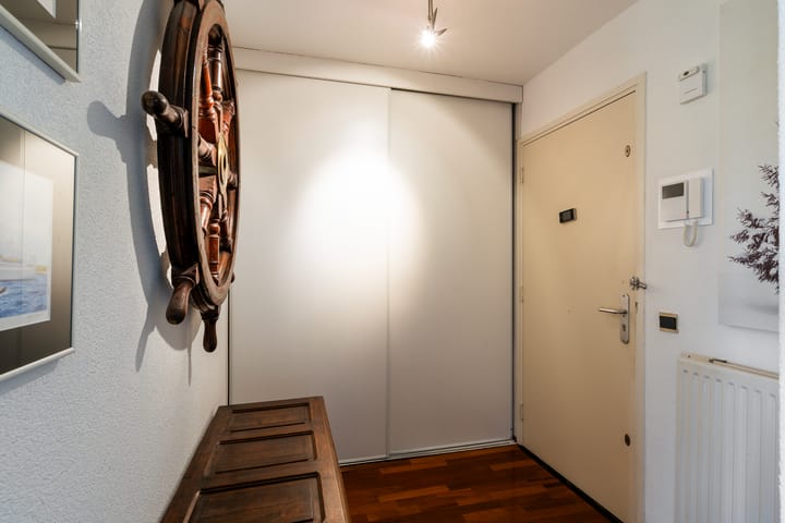 Appartement te koop: Dr. Albert Schweitzerdreef 331, Maassluis