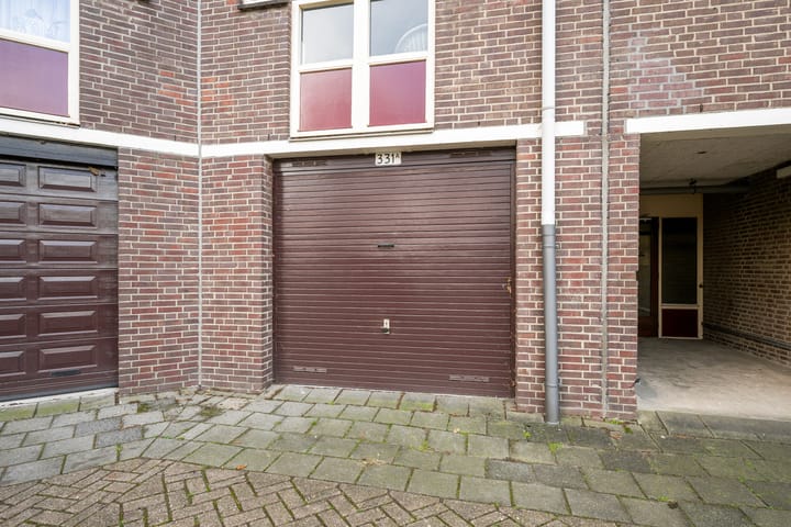 Appartement te koop: Dr. Albert Schweitzerdreef 331, Maassluis