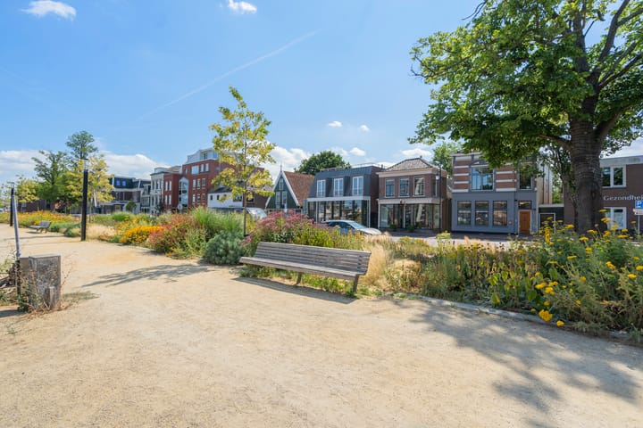 Vrijstaande woning te koop: Zaanweg 75, Wormerveer