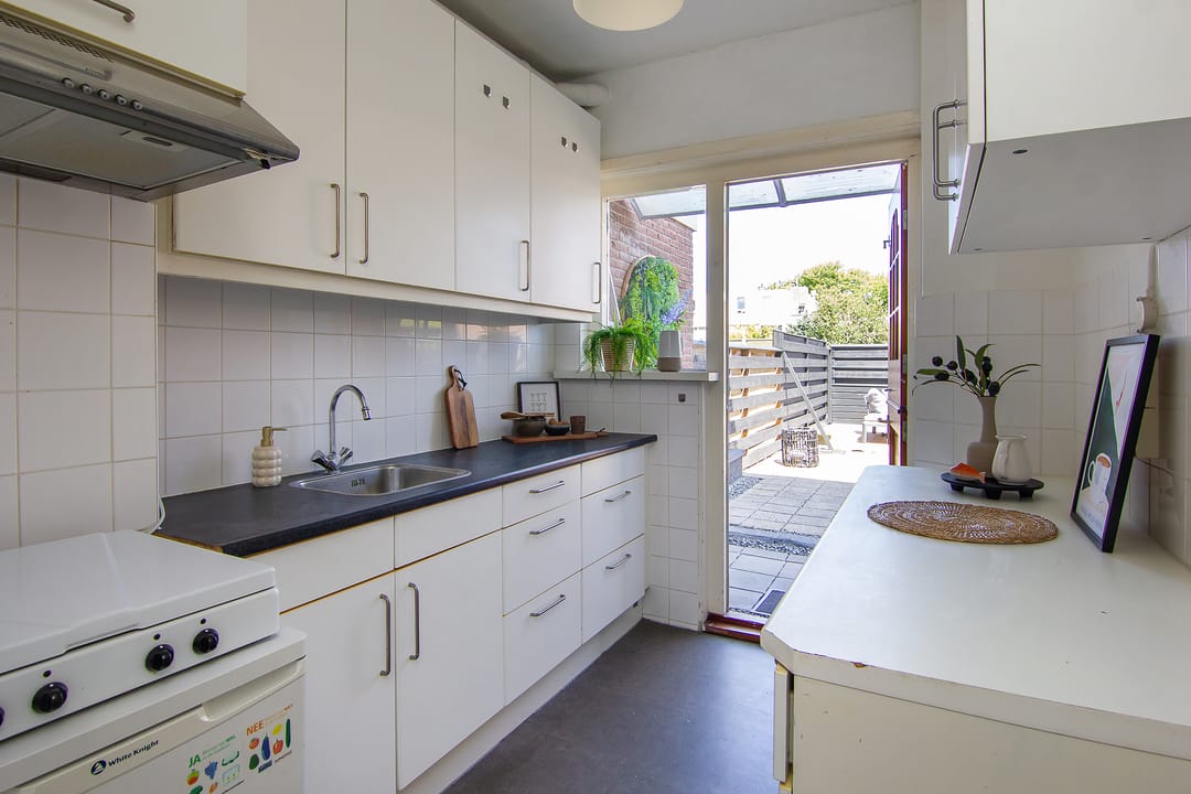 Foto 47 van Floresstraat 13