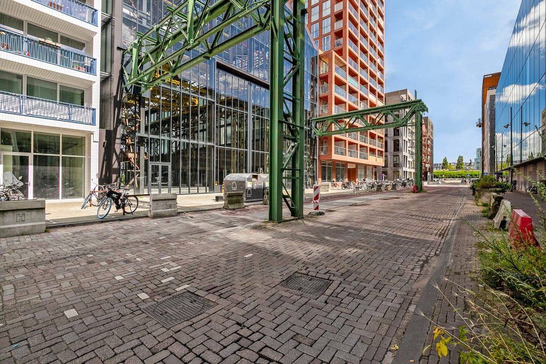 Foto 2 van Oostenburgermiddenstraat 535