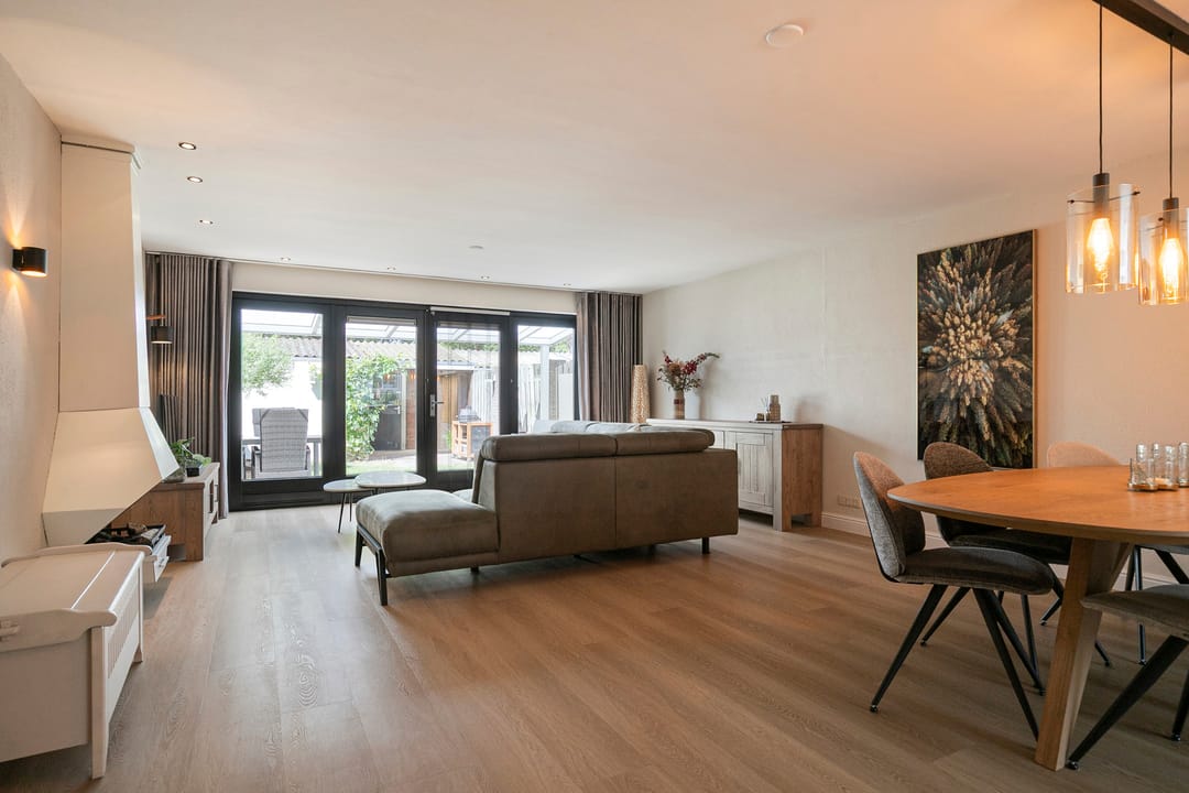 Photo 11 of Schutterijakker 37