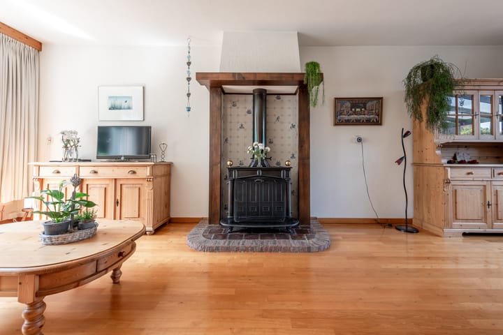 Tussenwoning te koop: Meidoornlaan 30, Nijkerk