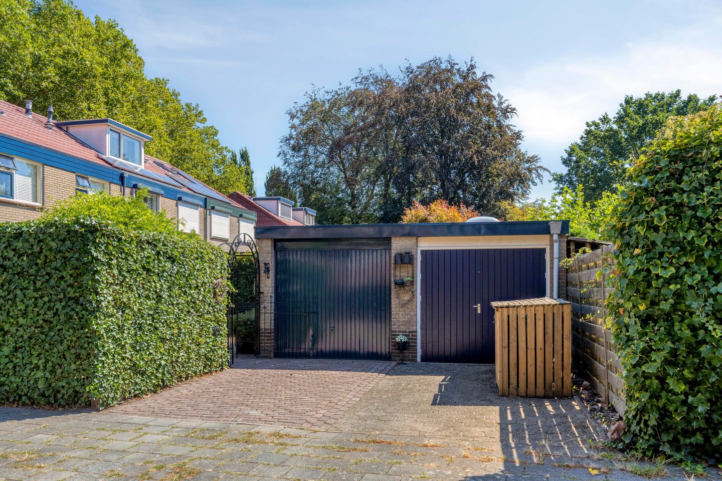 Photo 29 of Johannes Vermeerstraat 17
