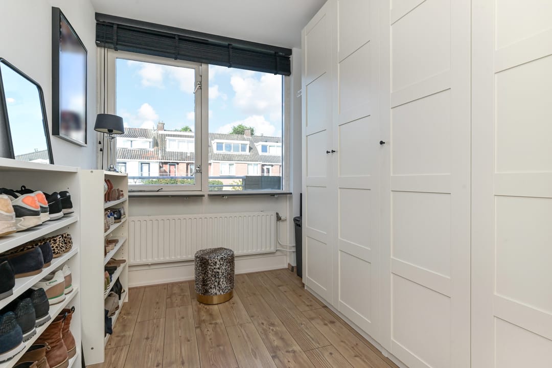 Photo 31 of Johannes Poststraat 1