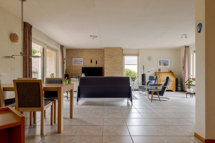 Vrijstaande woning te koop: Oosterboerweg 70, Meppel