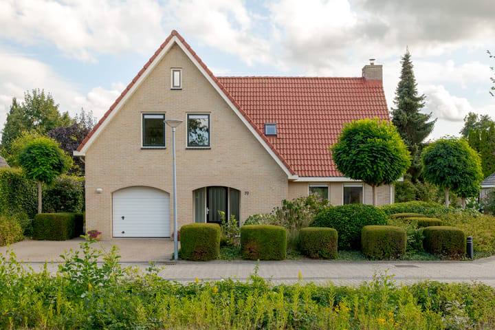 Vrijstaande woning te koop: Oosterboerweg 70, Meppel