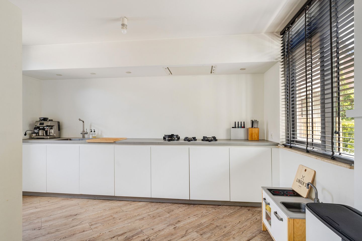 Photo 14 of Georges Bizetstraat 79