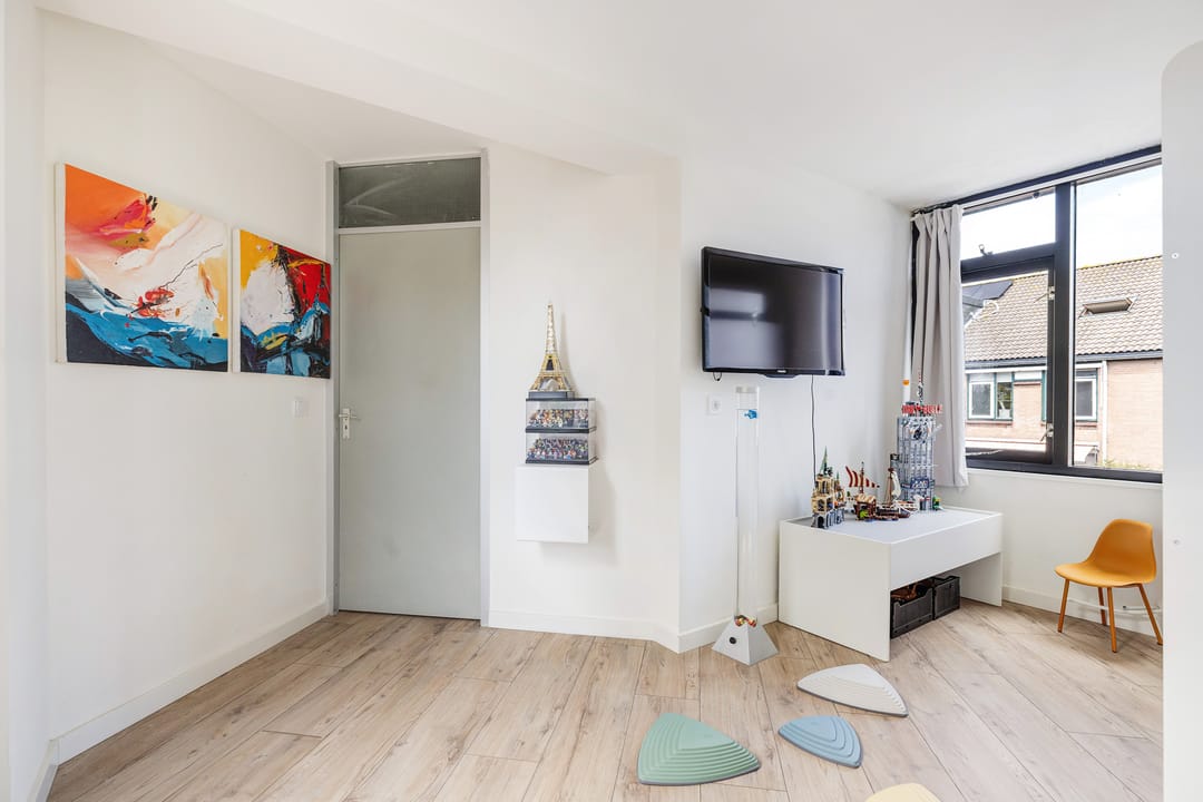 Photo 28 of Georges Bizetstraat 79