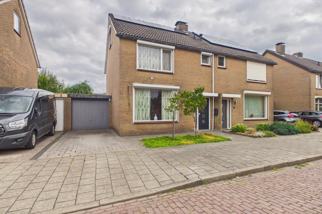 Photo 37 of Piet Heinstraat 15