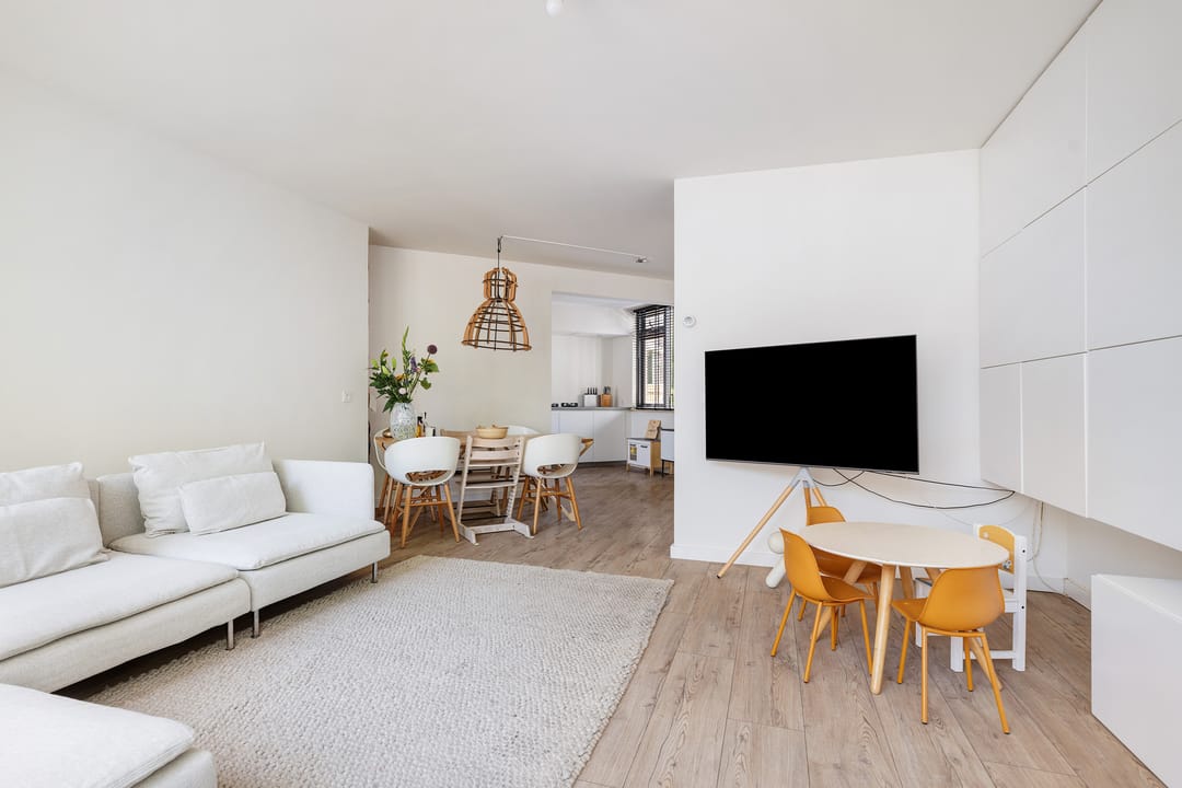 Photo 11 of Georges Bizetstraat 79