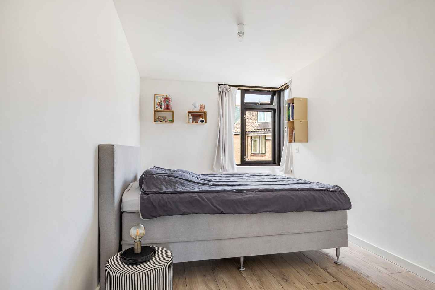 Photo 20 of Georges Bizetstraat 79