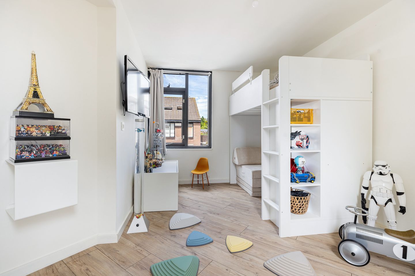 Photo 25 of Georges Bizetstraat 79