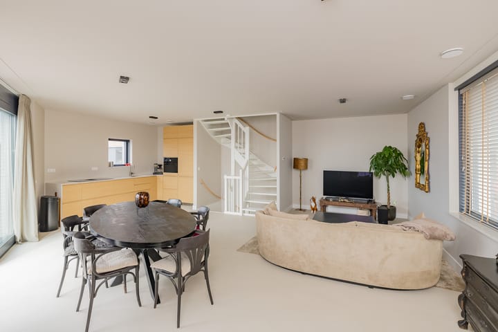 Hoekwoning te koop: Visseringstraat 46, Ijmuiden