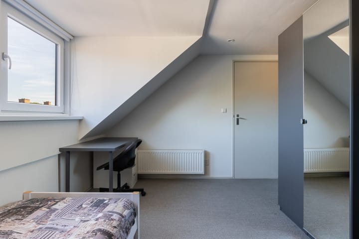 Tussenwoning te koop: Heinsiuslaan 8, Woerden
