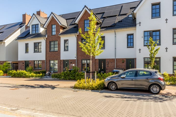Tussenwoning te koop: Honingbij 5, Waddinxveen
