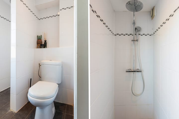 Tussenwoning te koop: Heinsiuslaan 8, Woerden