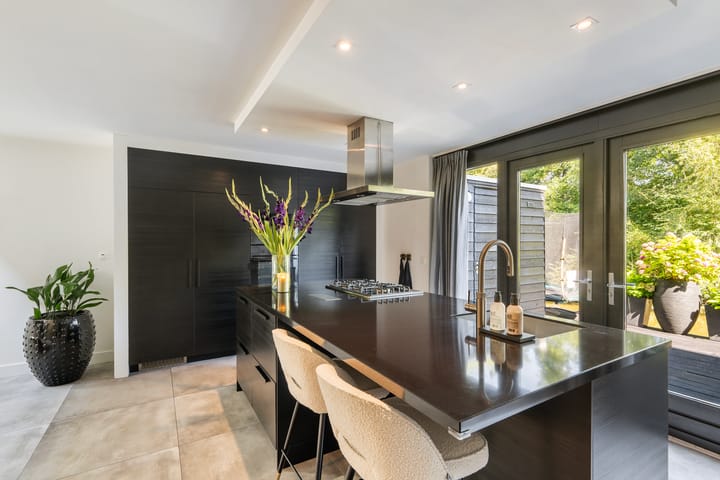 Tussenwoning te koop: Johannes Muldersstraat 55, Vlaardingen