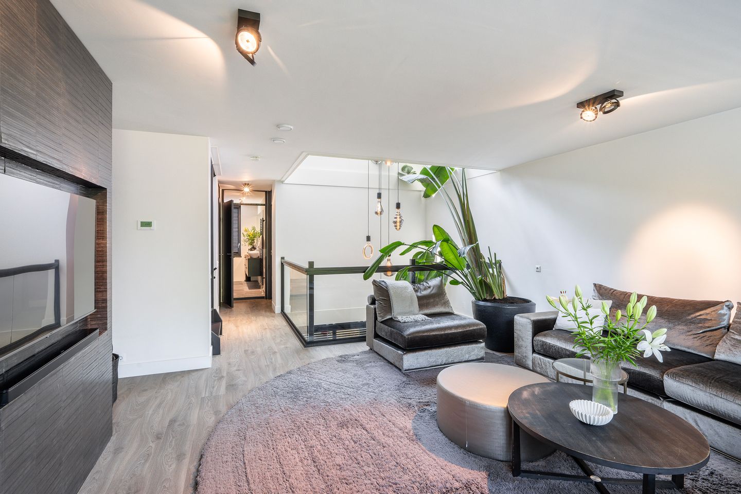 Photo 25 of Johannes Muldersstraat 55