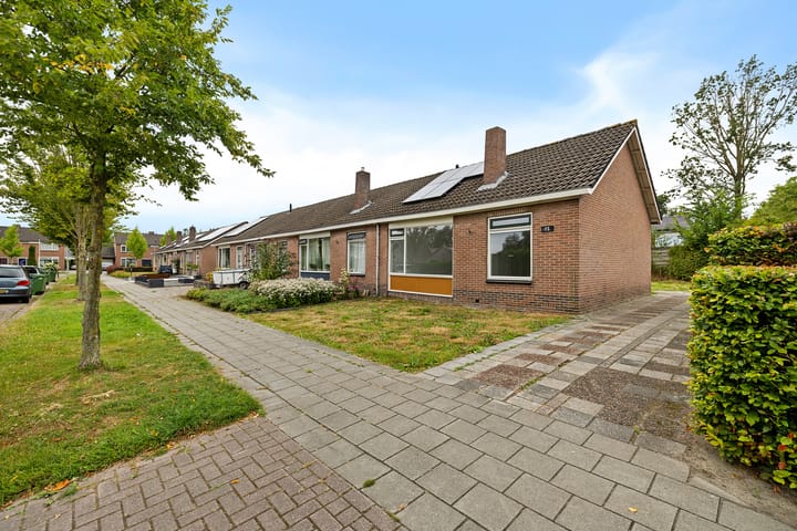 Hoekwoning te koop: Ds. van Velzenstrjitte 15, Drogeham