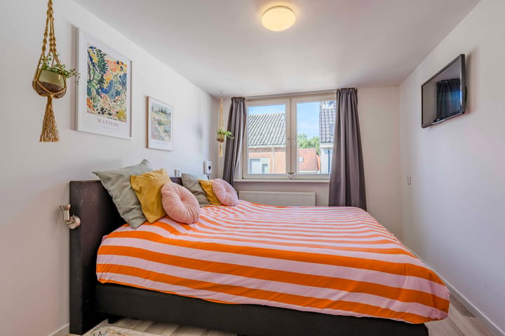 Tussenwoning te koop: Adrianastraat 57, Katwijk (Zh)
