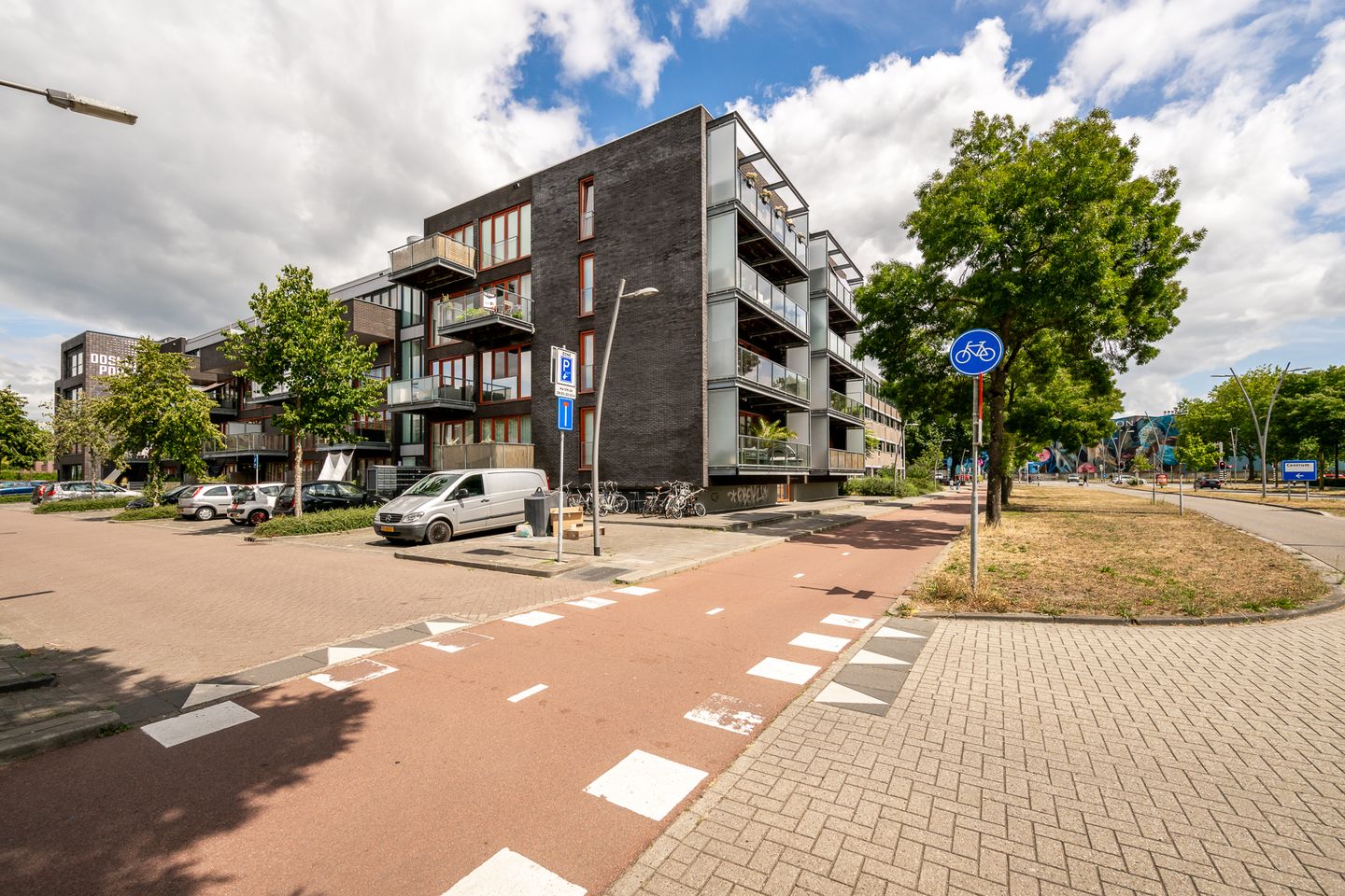 Photo 5 of Kamperfoeliestraat 12-A