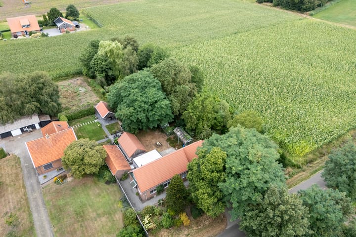 Vrijstaande woning te koop: Dwarsweg 3, Bruchterveld